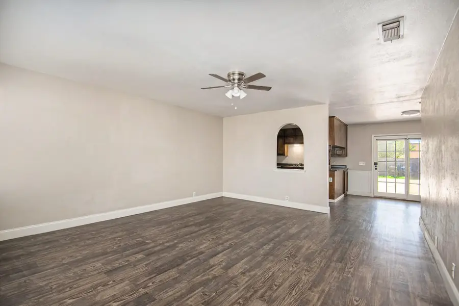 6913 W Cleburne Road, Fort Worth, TX 76133 - #2