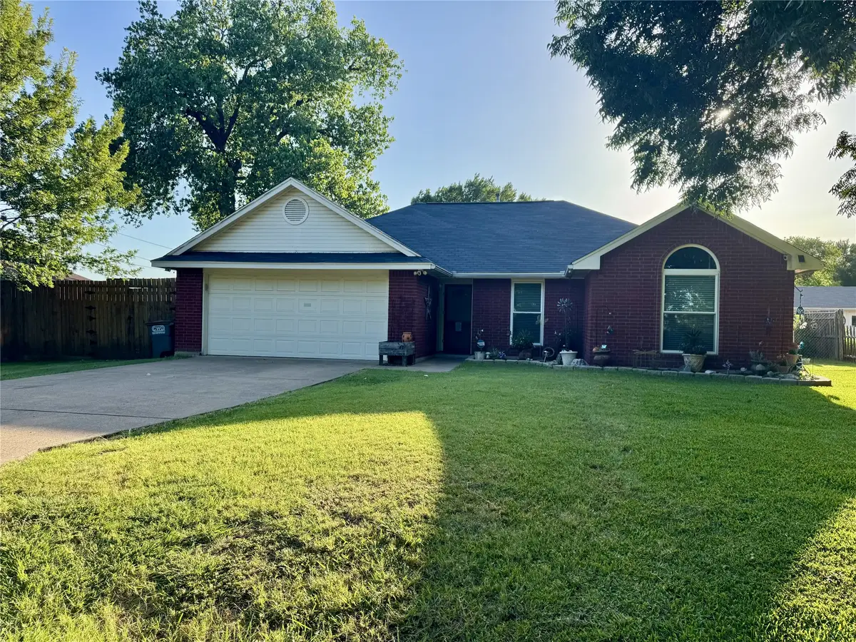 313 N Main Street, Red Oak, TX 75154 - #1