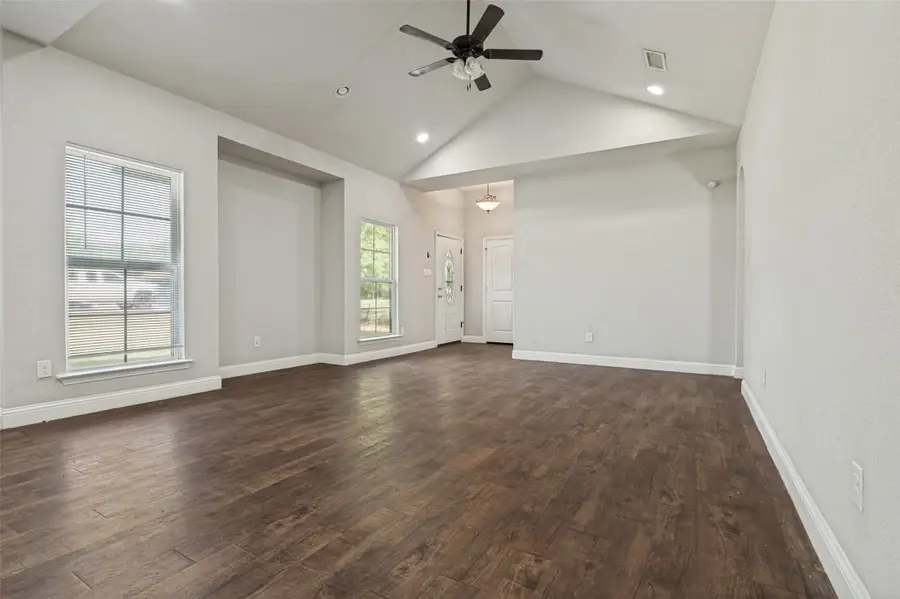 207 Ennis Street, Waxahachie, TX 75165 - #3