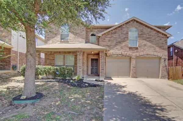9241 Oldwest Trail, Fort Worth, TX 76131