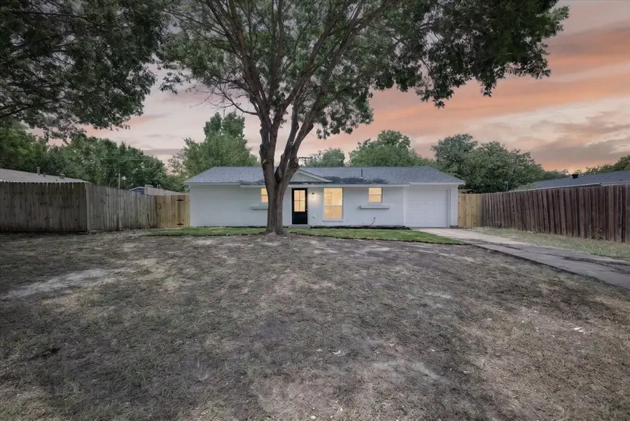 205 Summercrest Boulevard, Burleson, TX 76028 - #2