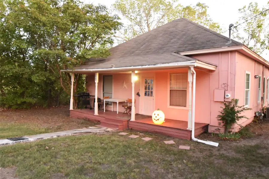 301 Dogwood Avenue, Princeton, TX 75407 - #2