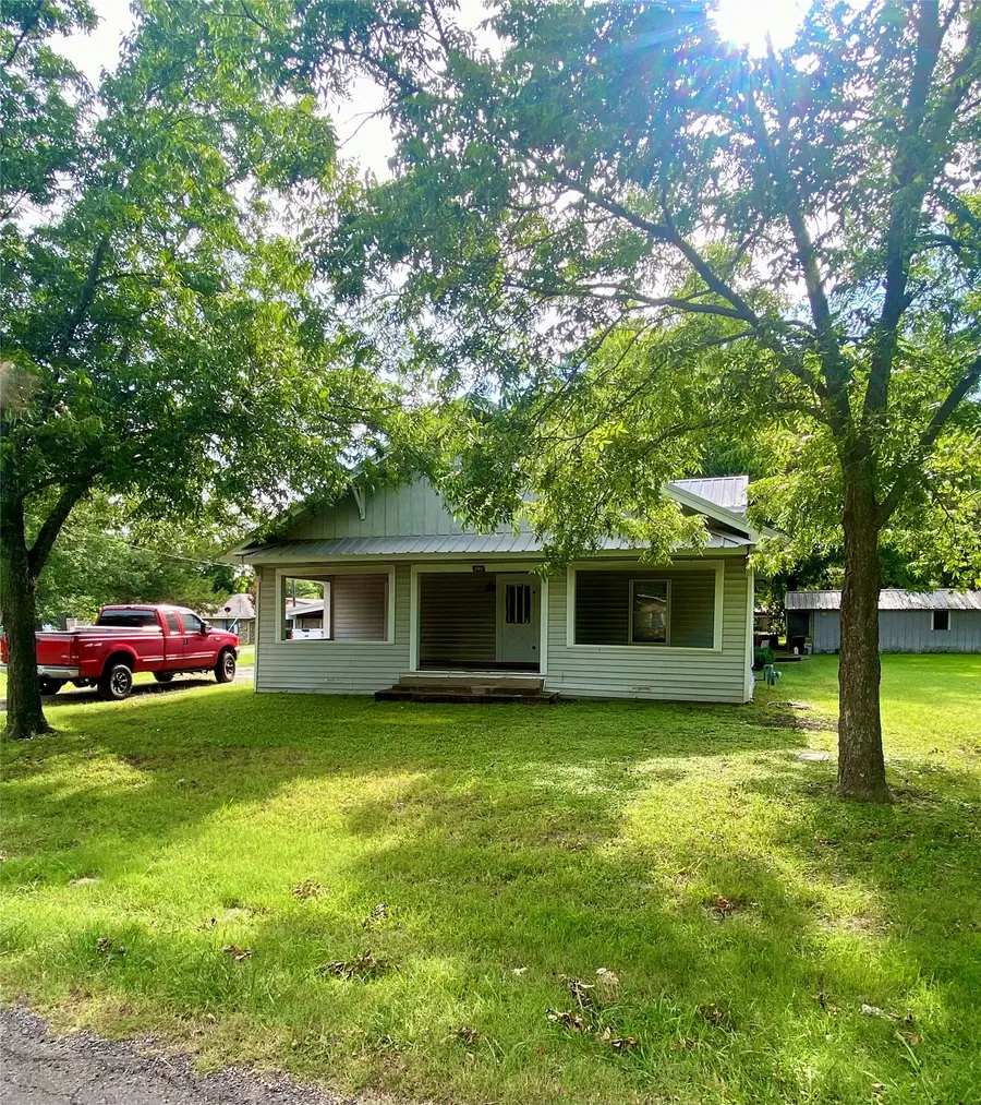 201 S Bois D, Dodd City, TX 75438 - #2
