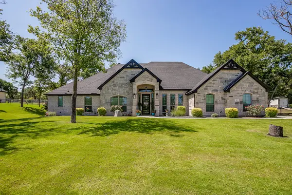 1011 Glenoaks Drive, Weatherford, TX 76088