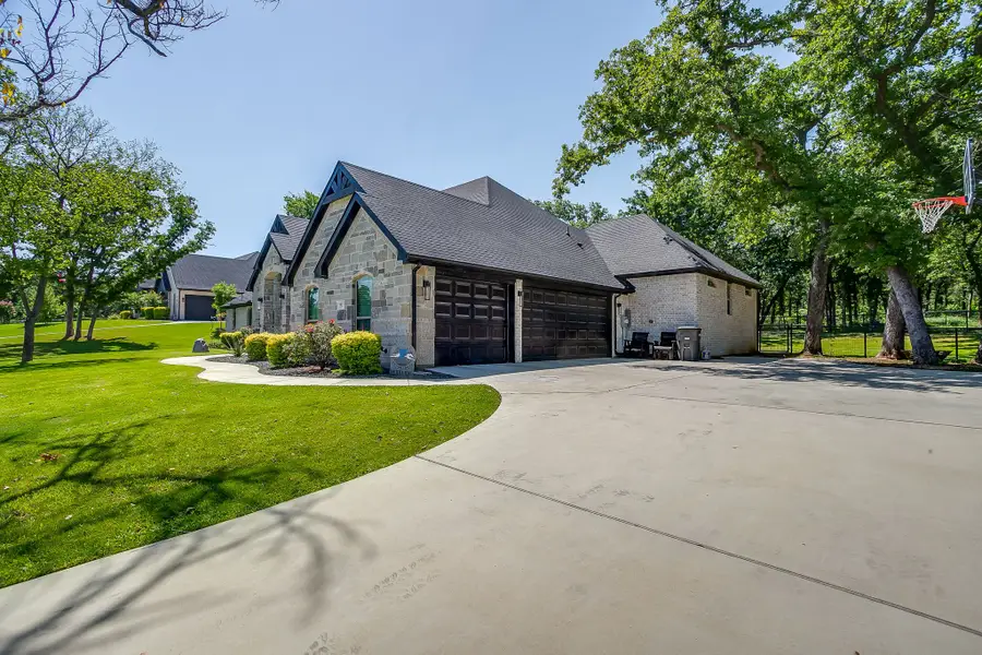 1011 Glenoaks Drive, Weatherford, TX 76088 - #3
