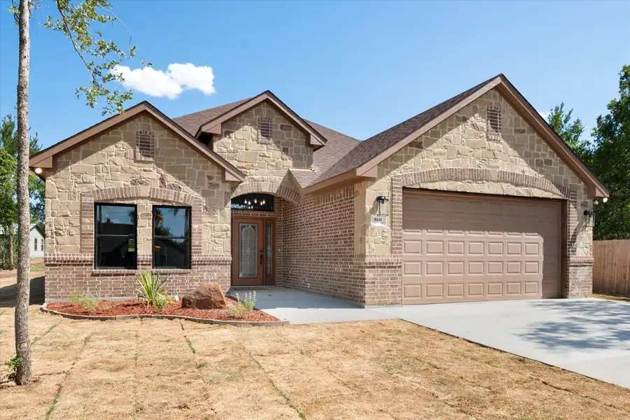 860 Fuller Avenue, Cleburne, TX 76031 - #2