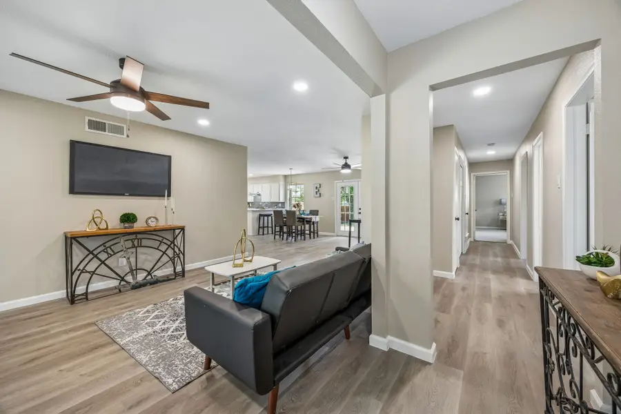 1725 Bardfield Avenue, Garland, TX 75041 - #3
