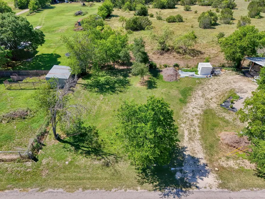 122 Heath Street, Hico, TX 76457 - #3