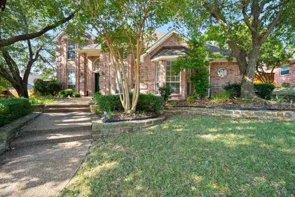 1718 Lake Bluff Drive, Garland, TX 75043