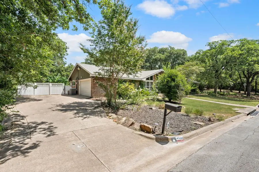4104 Linkwood Drive, Euless, TX 76040 - #2