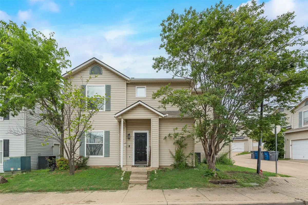 301 Ensenada Plaza, Dallas, TX 75211 - #1