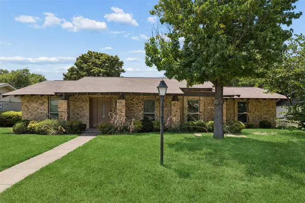 13141 Rosser Road, Farmers Branch, TX 75244