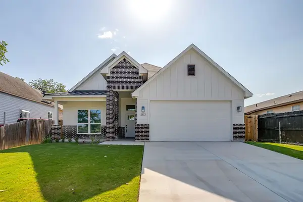 2613 Chestnut Avenue, Fort Worth, TX 76164