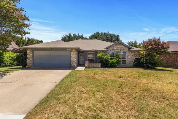 2709 Typhon Drive, Grand Prairie, TX 75052