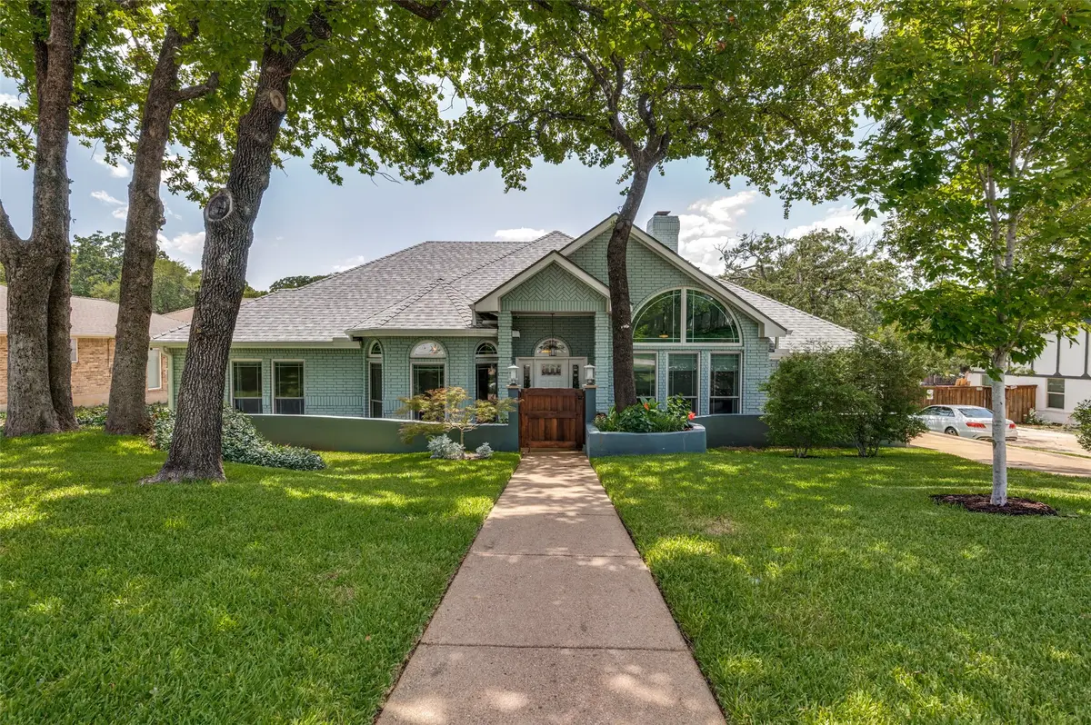 2708 Monarch Drive, Arlington, TX 76006 - #1