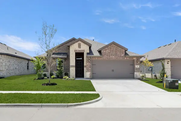 213 Van Horn Drive, Terrell, TX 75160