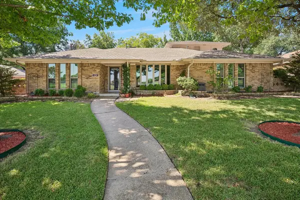 2216 Grandview Drive, Plano, TX 75075