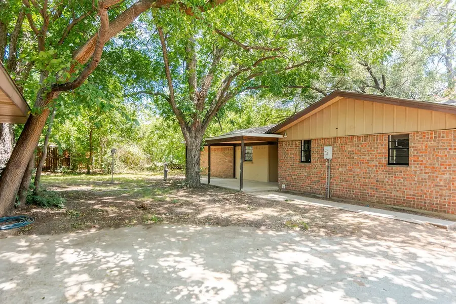611 Cain Street, Lake Dallas, TX 75065 - #3