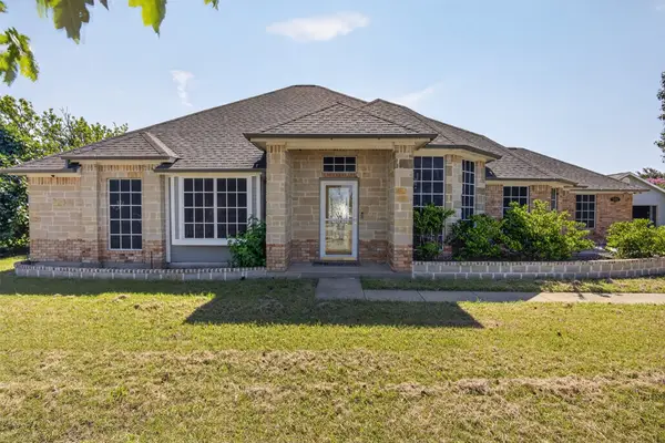 7851 Mavis Avenue, Waxahachie, TX 75167