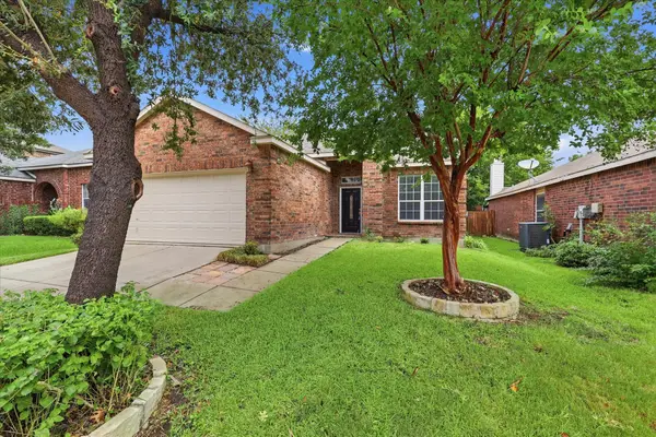 6013 Goldenrod Drive, Denton, TX 76208