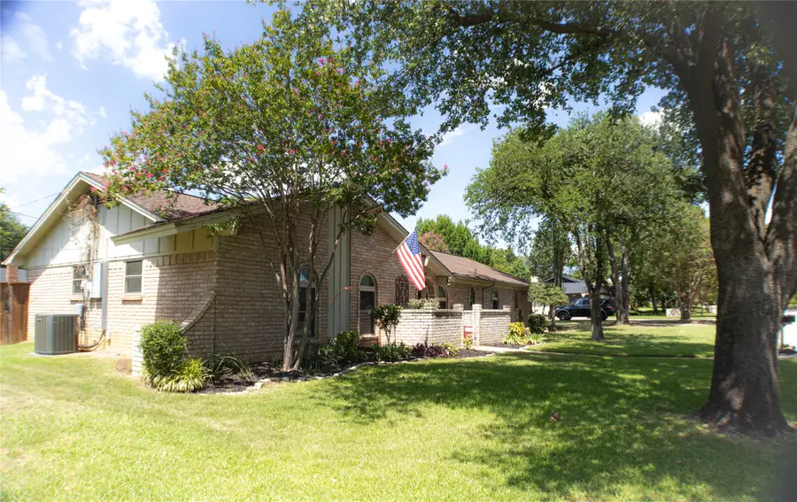 608 Field Street, Colleyville, TX 76034 - #2