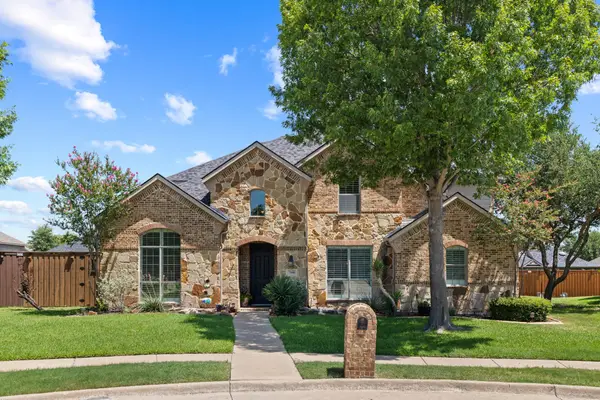 7101 New Bury Court, Rowlett, TX 75089