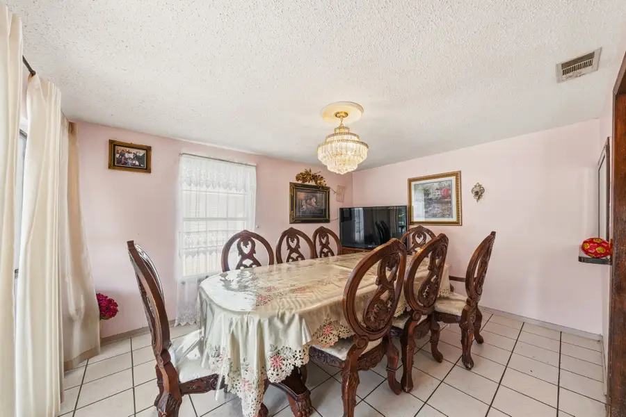 2410 S Franklin Street, Dallas, TX 75233 - #2
