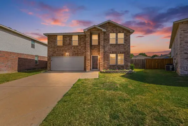 1741 Baxter Springs Drive, Fort Worth, TX 76247