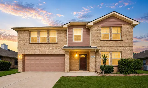 503 Angela Lane, Euless, TX 76039