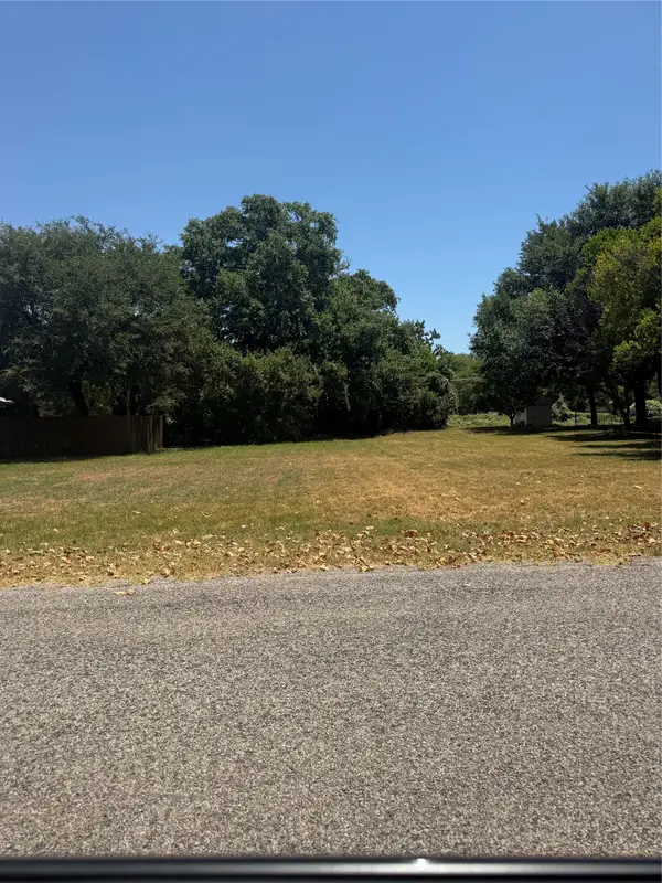 3717 Winding Way, Granbury, TX 76049