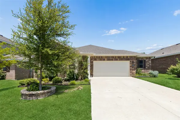 409 Stone Creek Boulevard, Glenn Heights, TX 75154
