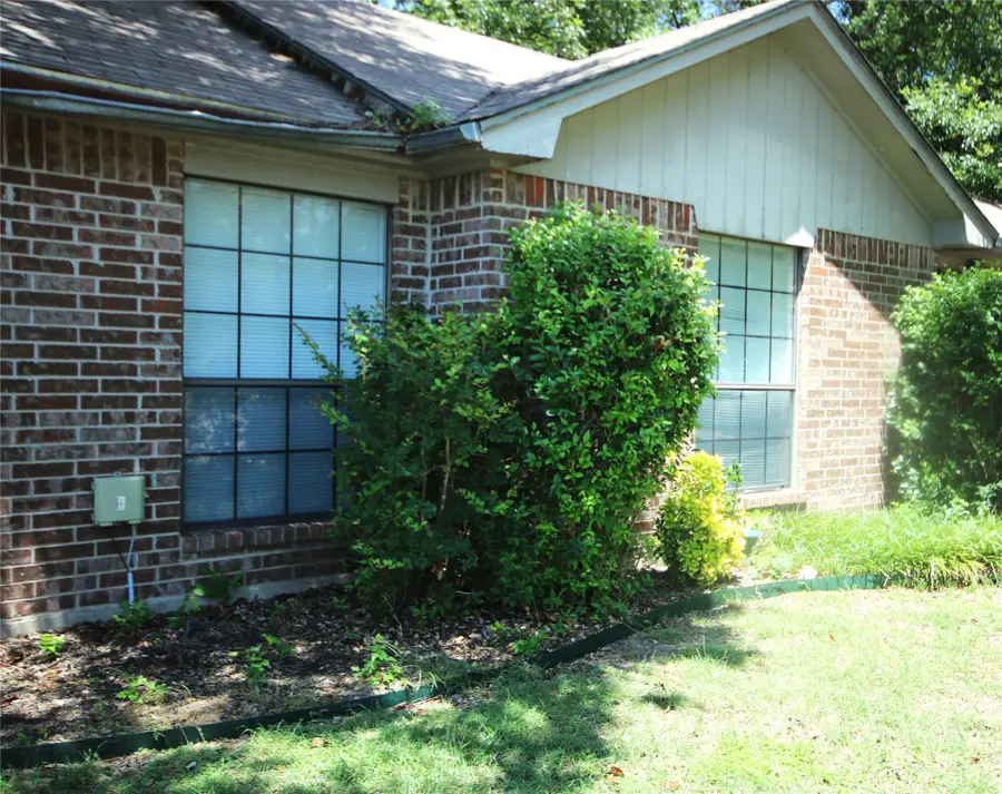 109 Australia Court, Glenn Heights, TX 75154 - #3