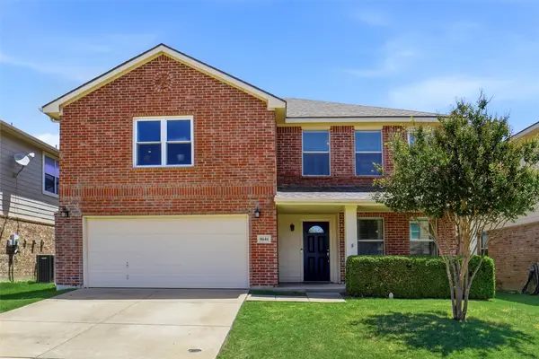 8644 Hawkview Drive, Fort Worth, TX 76179