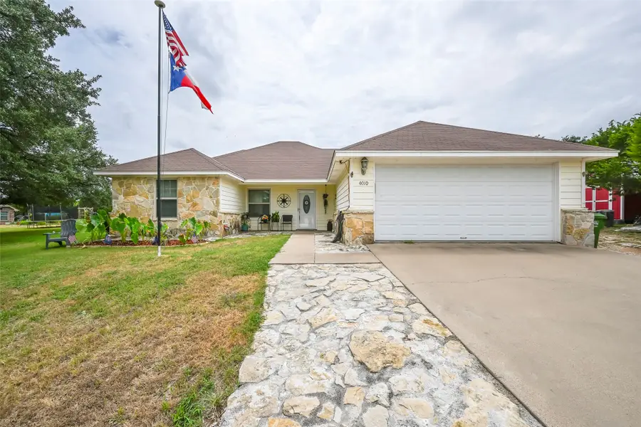 4010 Iron Horse Trail, Granbury, TX 76048 - #2