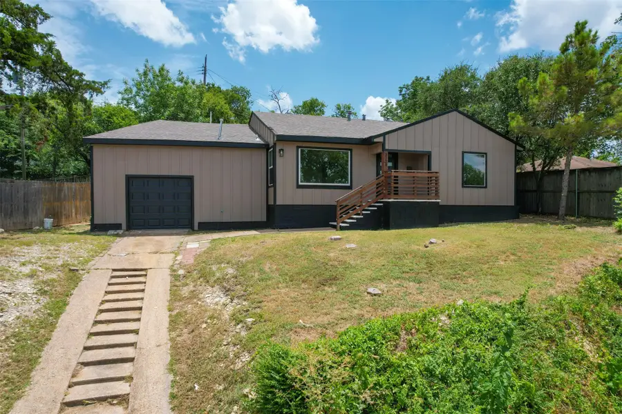 3134 W Jefferson Boulevard, Dallas, TX 75211 - #2