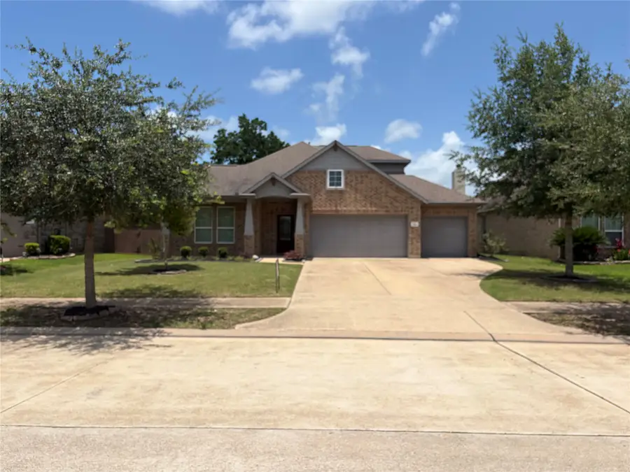 114 Woodridge Crossing, Clute, TX 77531 - #2