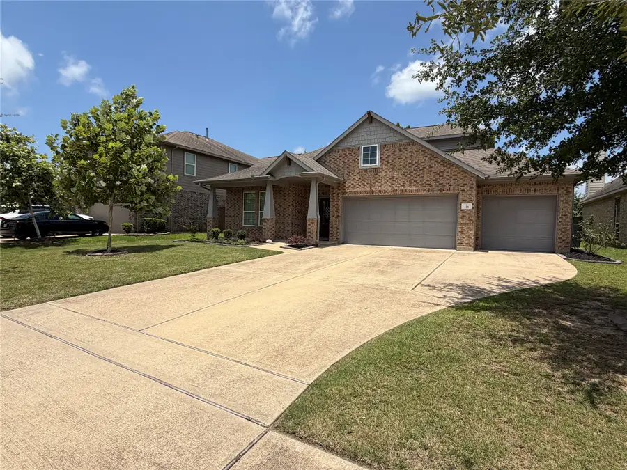114 Woodridge Crossing, Clute, TX 77531 - #3