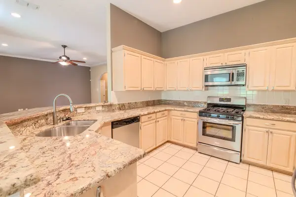 6014 Brenhaven Road, Arlington, TX 76017