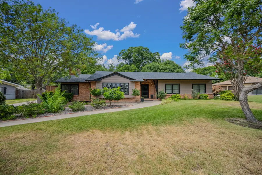 1214 Loma Alta Place, Cleburne, TX 76033 - #2