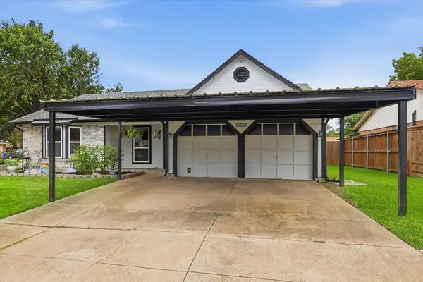 6572 Ridglea Drive, Watauga, TX 76148