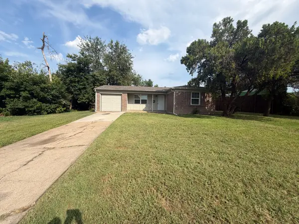 4500 Sherwood Drive, Mesquite, TX 75150