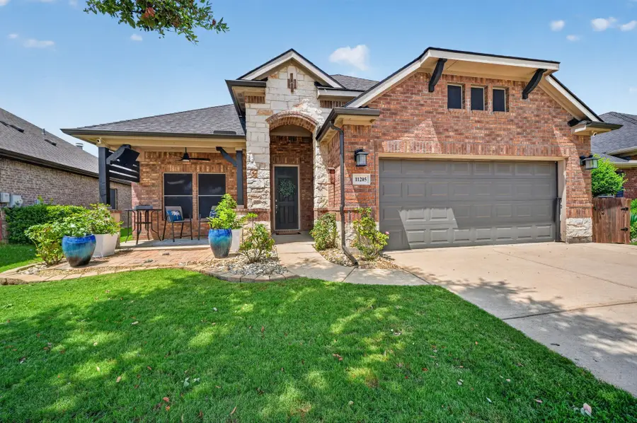 11205 Gibbons Creek Drive, Frisco, TX 75036 - #2