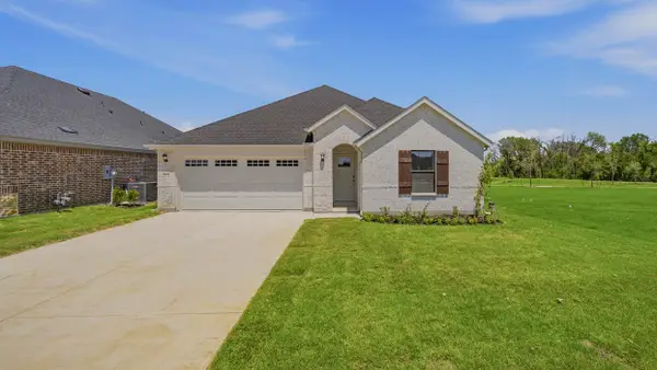 2012 Willow Drift Street, Celina, TX 75009