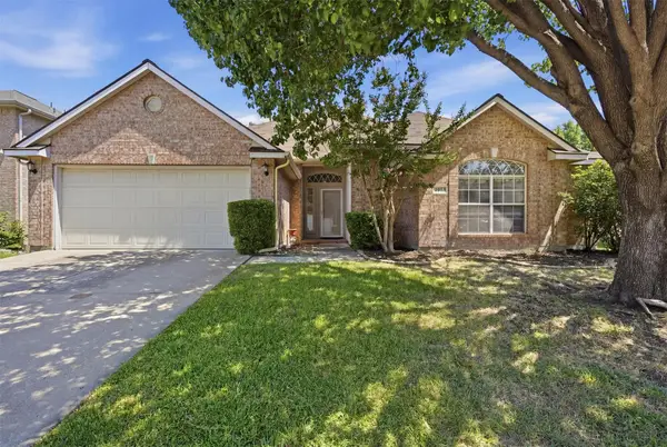 4013 Azalea Drive, Haltom City, TX 76137