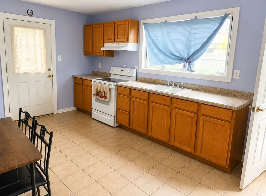 306 5th Street, Andrews, TX 79714 - #2