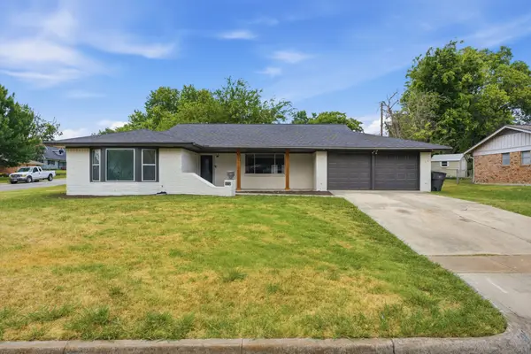 5512 Westcreek Drive, Fort Worth, TX 76133