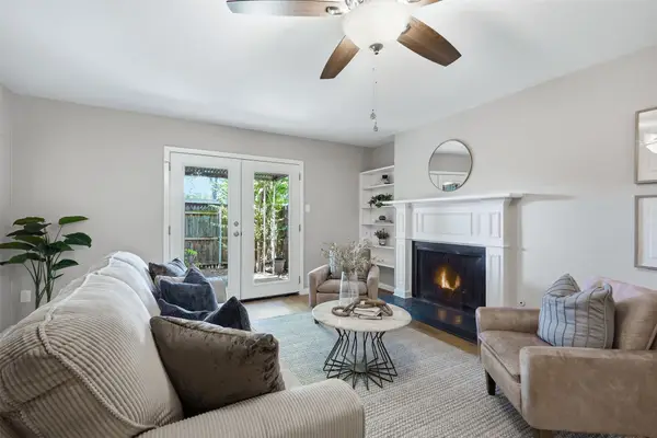 1401 Forest Edge Drive #8, Arlington, TX 76013