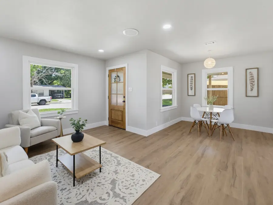 5864 Coleman Street, Westworth Village, TX 76114 - #3