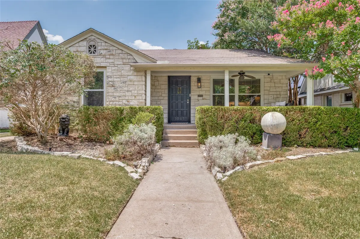 1043 N Edgefield Avenue, Dallas, TX 75208 - #1