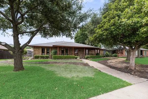2520 Coleshire Drive, Plano, TX 75075